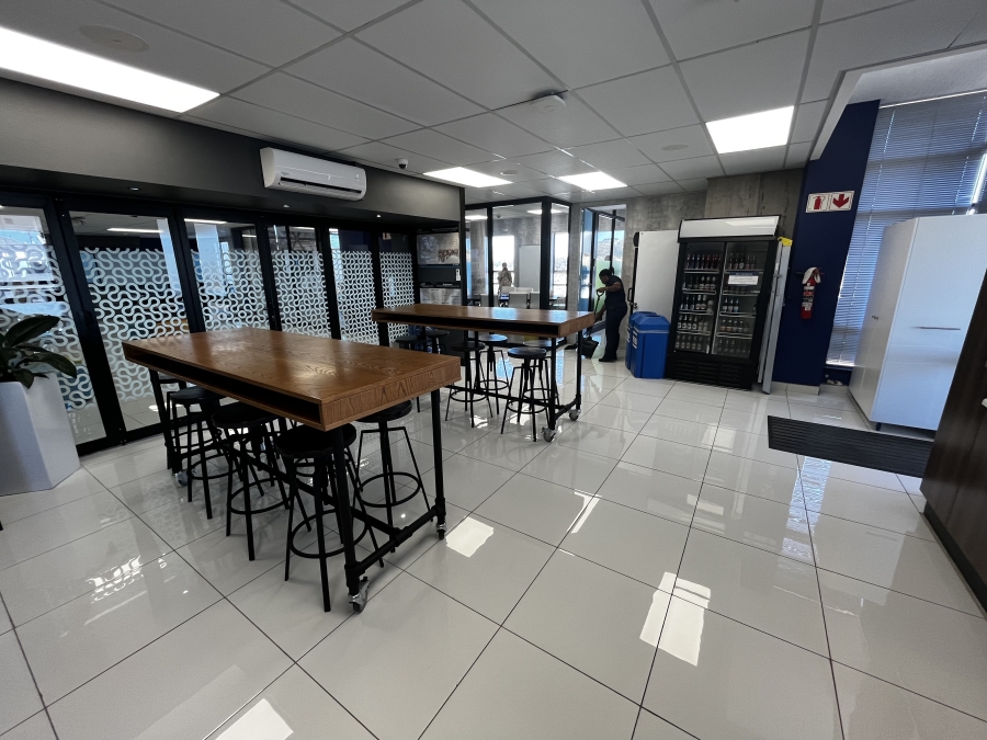 To Let commercial Property for Rent in Bo Oakdale Western Cape